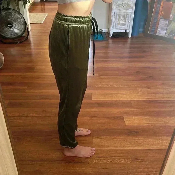 Frnch joggers - Picture 3 of 6